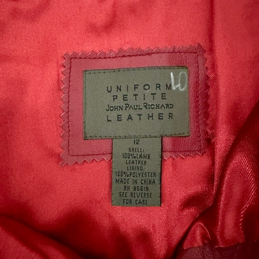 JohnPaulRichard - Vintage Red Mini Skirt - Picture 4 of 6